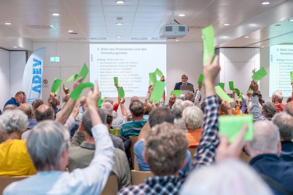 Soeben erschienen: ADEV aktuell Juni 2022
