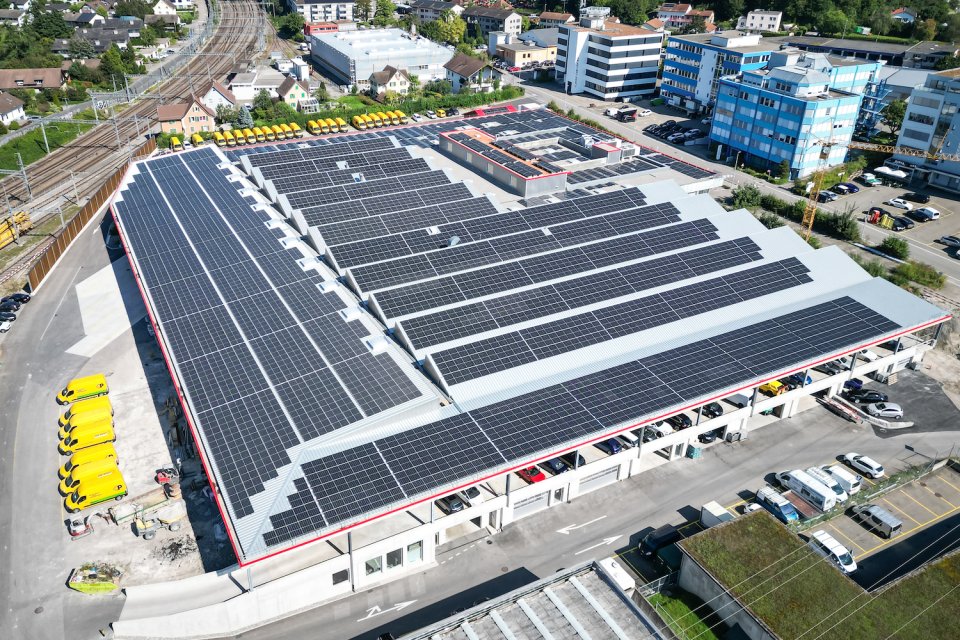 Effretikon: Drittgr&ouml;sste Solaranlage am Netz angeschlossen