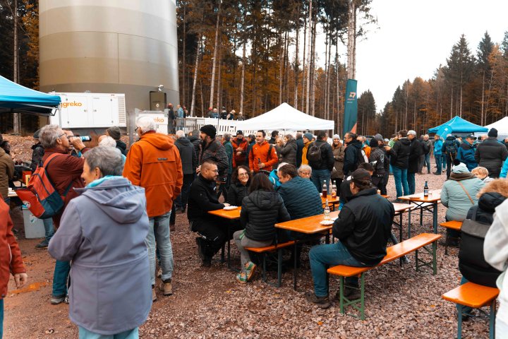 Einweihungsfest mit rund 400 G&auml;sten.