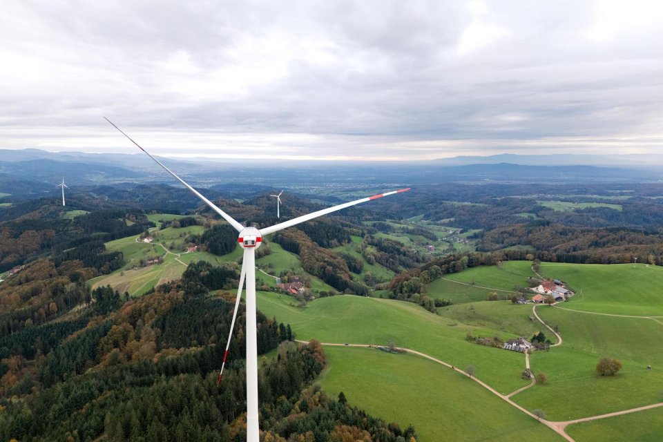 News kompakt: Das ADEV aktuell 04/2024 ist da!