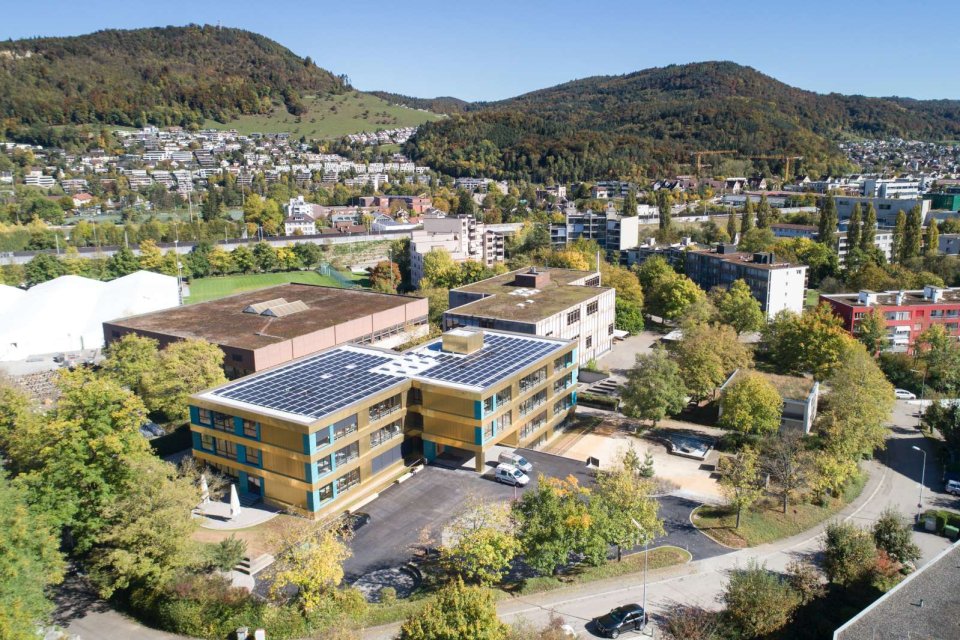 ADEV ZEV-Projekt Schulhaus Frenke